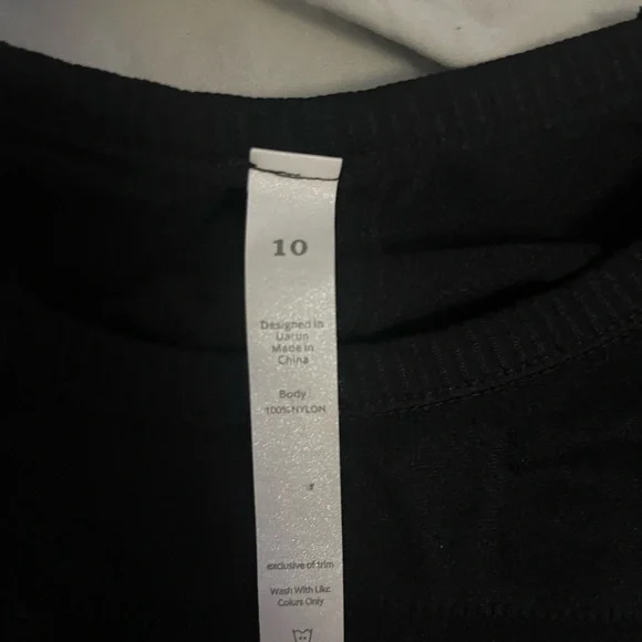 Black Lululemon Swiftly Tee - Picture 3 of 3